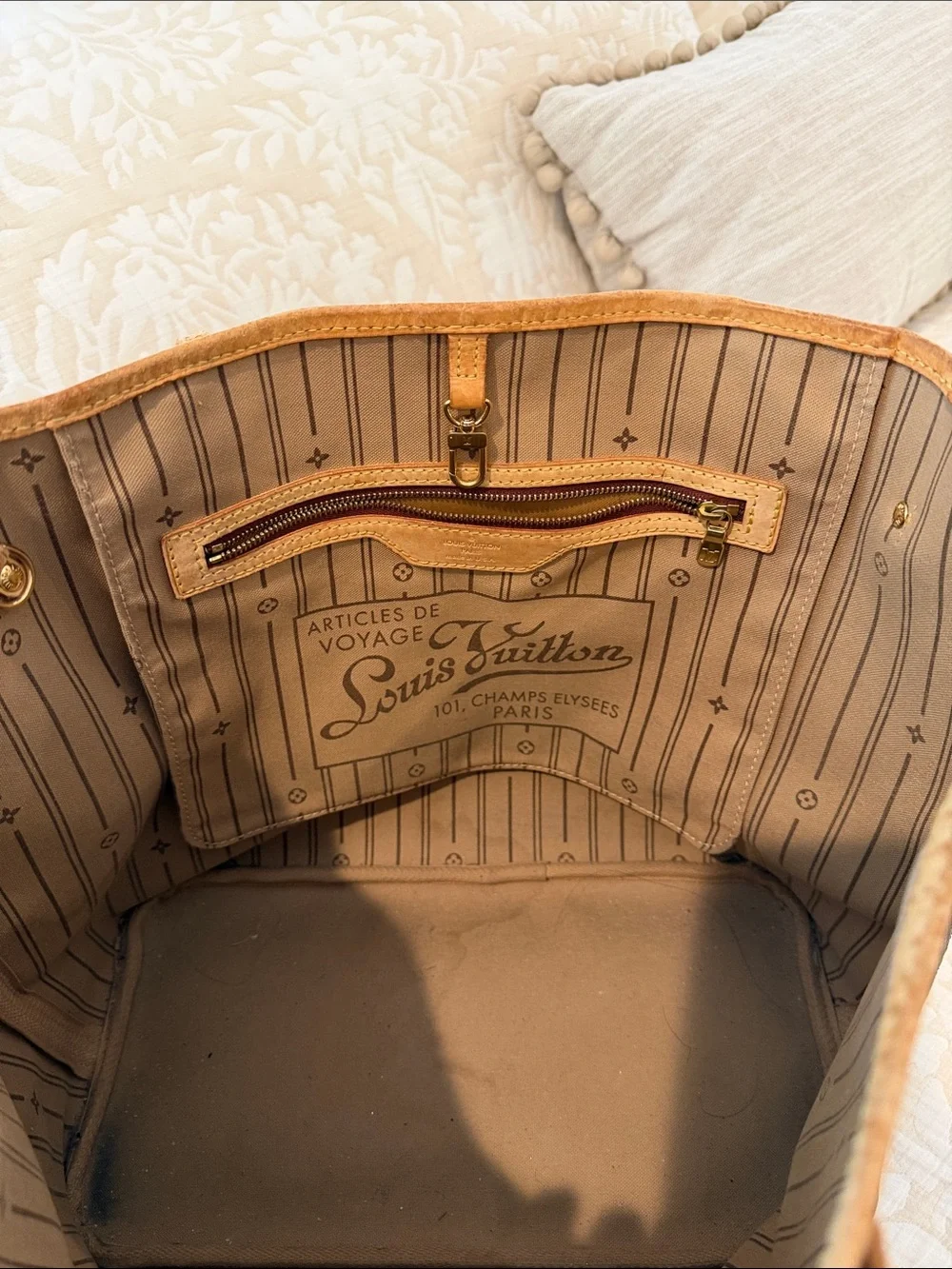 Louis Vuitton Brown Monogram Canvas Tote with Tan Trim - Picture 4 of 6